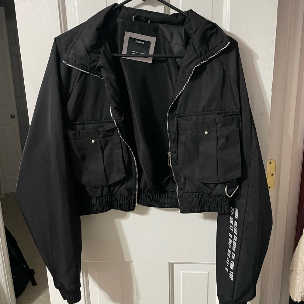 Women's Nylon Cargo Pockets Jacket, Black